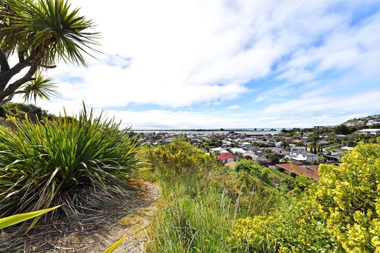 Photo of property in 11 Egnot Heights, Redcliffs, Christchurch, 8081