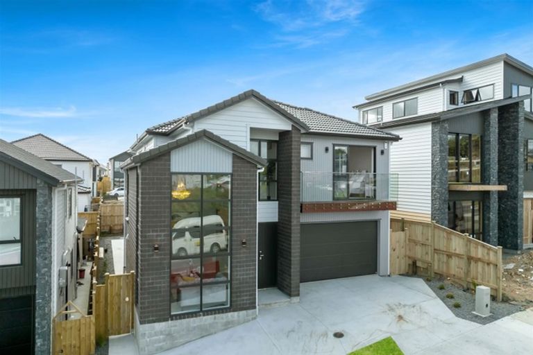 Photo of property in 18 Piki Street, Flat Bush, Auckland, 2019