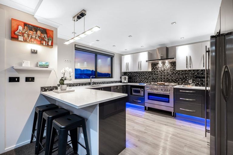 Photo of property in 53 Spyglass Lane, Whitby, Porirua, 5024