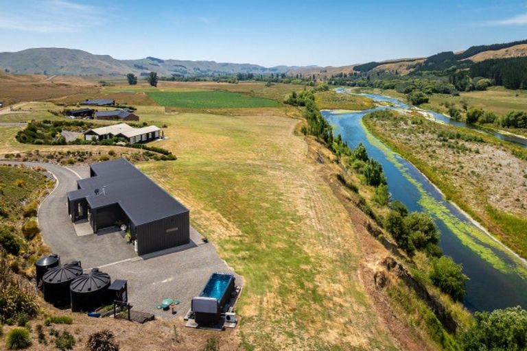 Photo of property in 8 Riverview Drive, Otane, 4277