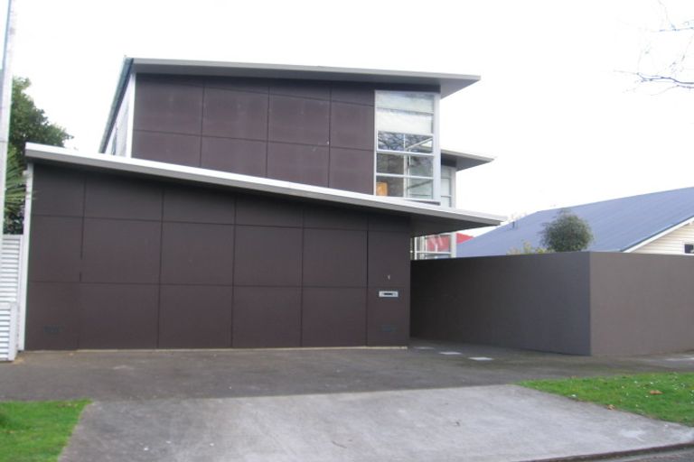 Photo of property in 4 Mere Mere Avenue, Palmerston North, 4414