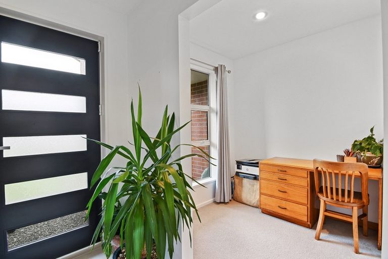 Photo of property in 20 Ernest Place, Brightwater, 7022