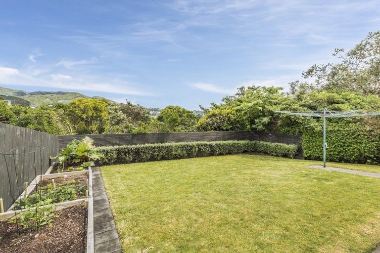 Photo of property in 44 Tarawera Road, Johnsonville, Wellington, 6037