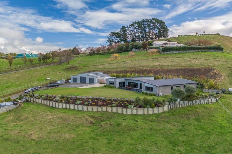Photo of property in 65 Avery Road, Eskdale, Napier, 4182