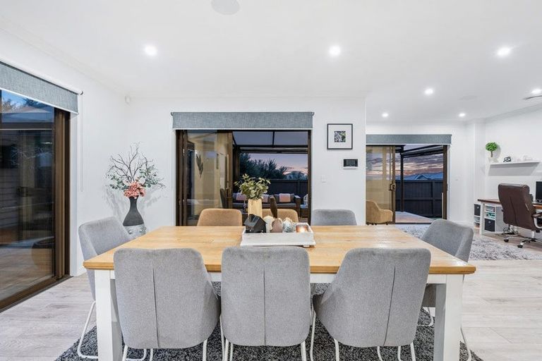 Photo of property in 25 Lime Hill Rise, Flat Bush, Auckland, 2019