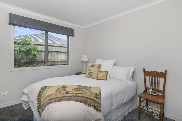 Photo of property in 14 Saltwood Lane, Bethlehem, Tauranga, 3110