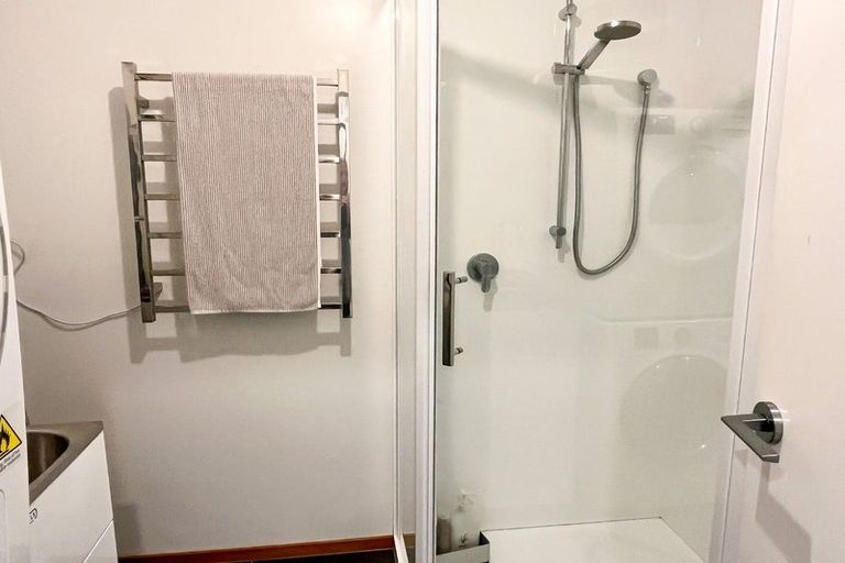 Photo of property in 2/21 Bishop Street, St Albans, Christchurch, 8014