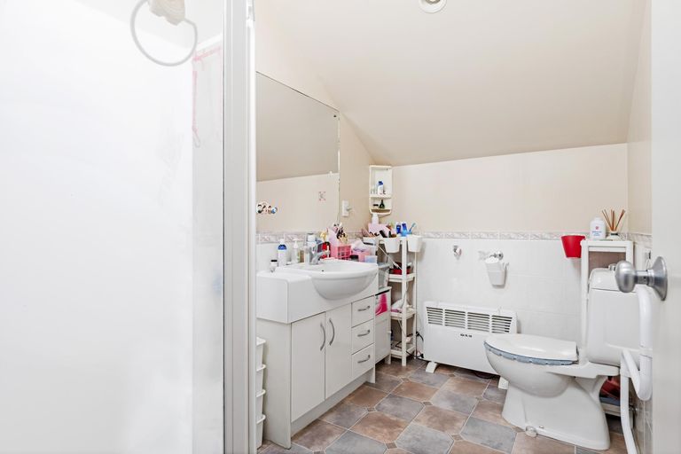 Photo of property in 11/57 Gladstone Road, Northcote, Auckland, 0627