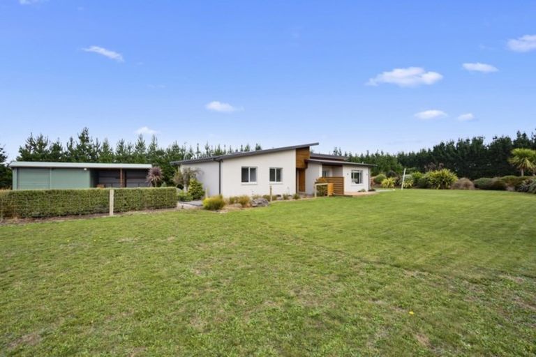 Photo of property in 2517 Tram Road, West Eyreton, Rangiora, 7475