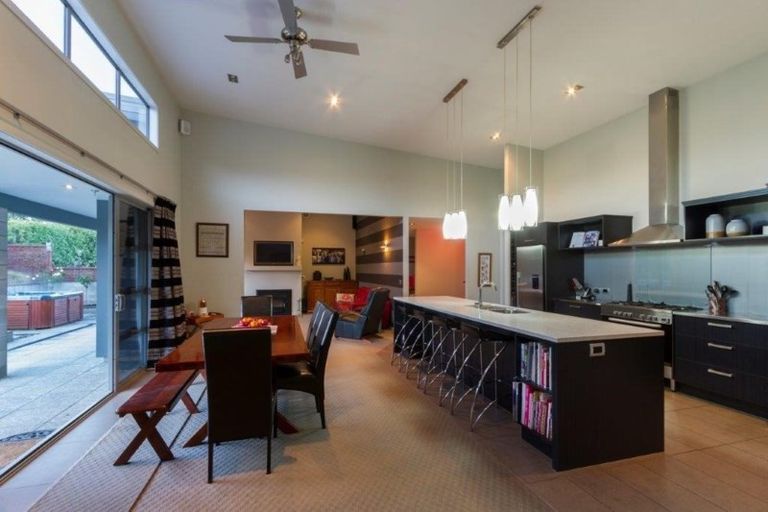 Photo of property in 8 Moraine Place, Lake Hawea, Wanaka, 9382