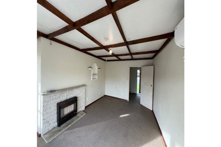 Photo of property in 5 Waldie Grove, Avalon, Lower Hutt, 5011