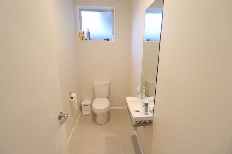 Photo of property in 63 Mackay Drive, Greenhithe, Auckland, 0632