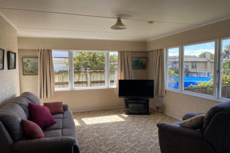 Photo of property in 24 Watene Crescent, Waitara, 4320