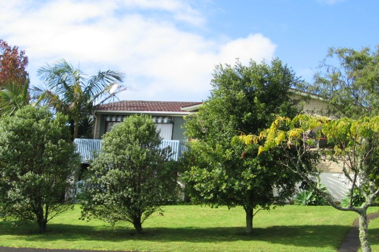 Photo of property in 48 John Gill Road, Shelly Park, Auckland, 2014