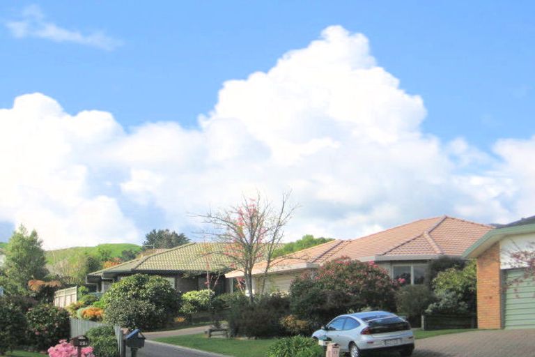 Photo of property in 17 Frisken Place, Lynmore, Rotorua, 3010