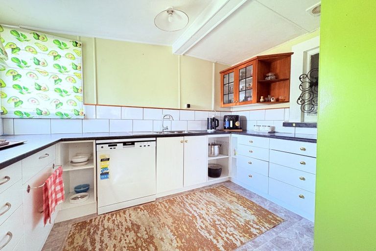 Photo of property in 24 Lucknow Street, Wairoa, 4108