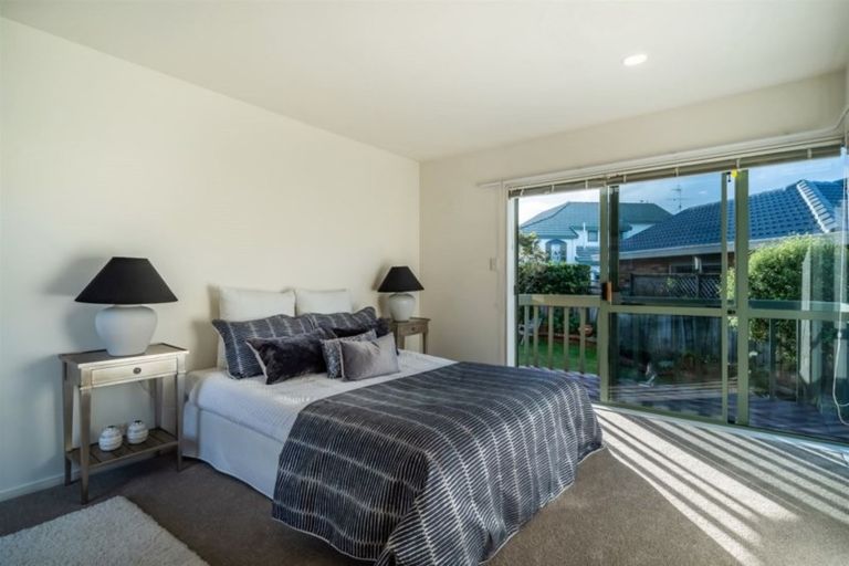 Photo of property in 2/1 Stratford Avenue, Milford, Auckland, 0620