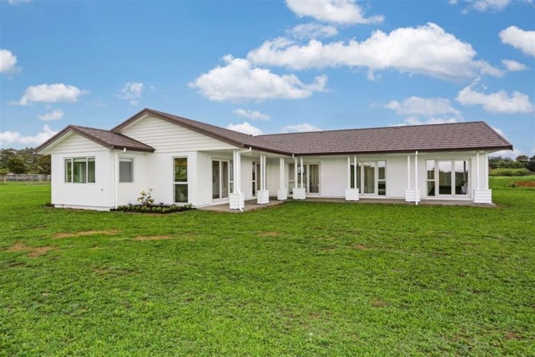 Photo of property in 3 Sands Road, Waiuku, 2681