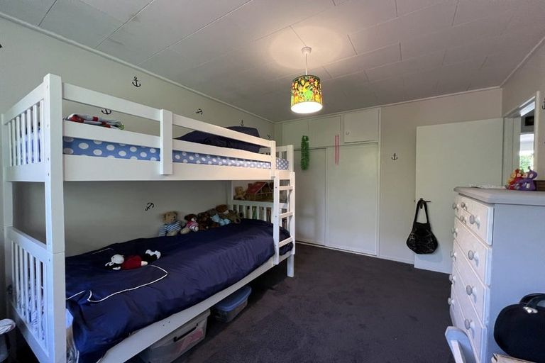 Photo of property in 2/17 Karen Lane, Beckenham, Christchurch, 8023