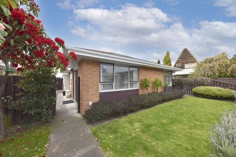 Photo of property in 1/26 Trafalgar Street, St Albans, Christchurch, 8014