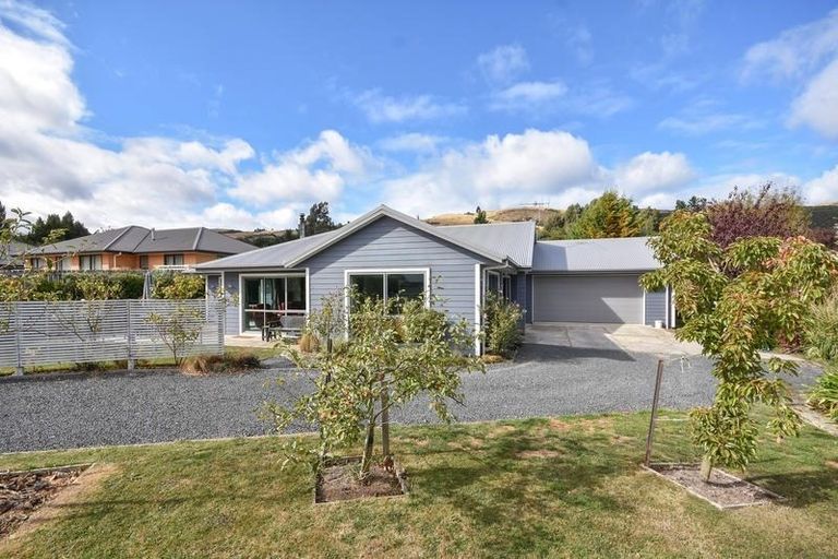 Photo of property in 52 Douglas Street, Allanton, Mosgiel, 9092