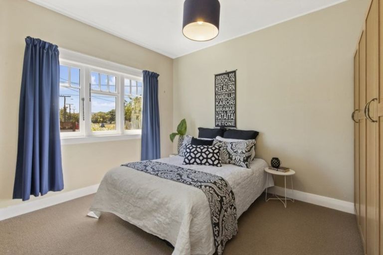 Photo of property in 12 Pohutukawa Street, Woburn, Lower Hutt, 5010