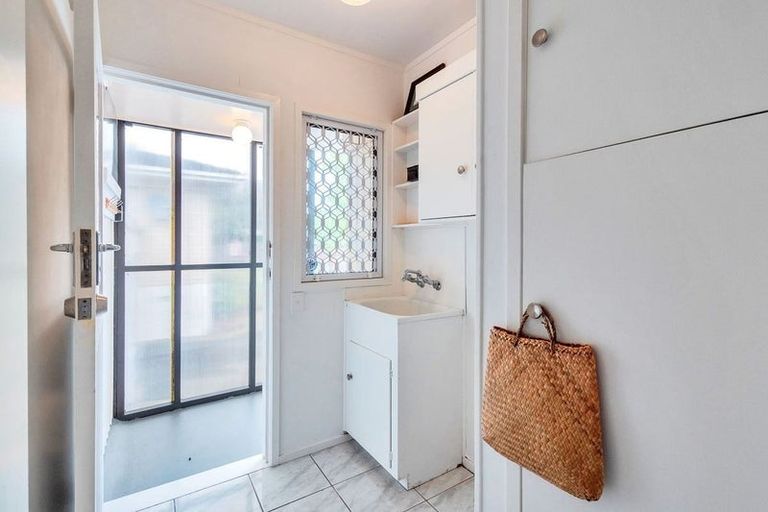 Photo of property in 1/14 Taonui Street, Rosehill, Papakura, 2113