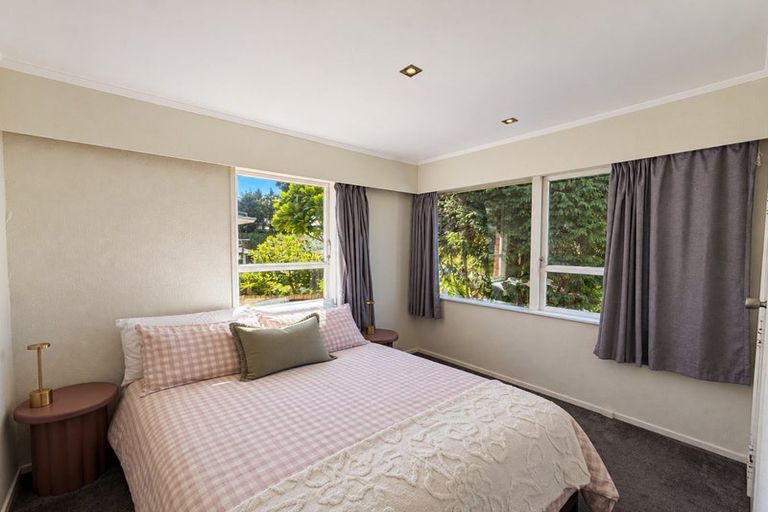 Photo of property in 23 Mirrabooka Avenue, Botany Downs, Auckland, 2010