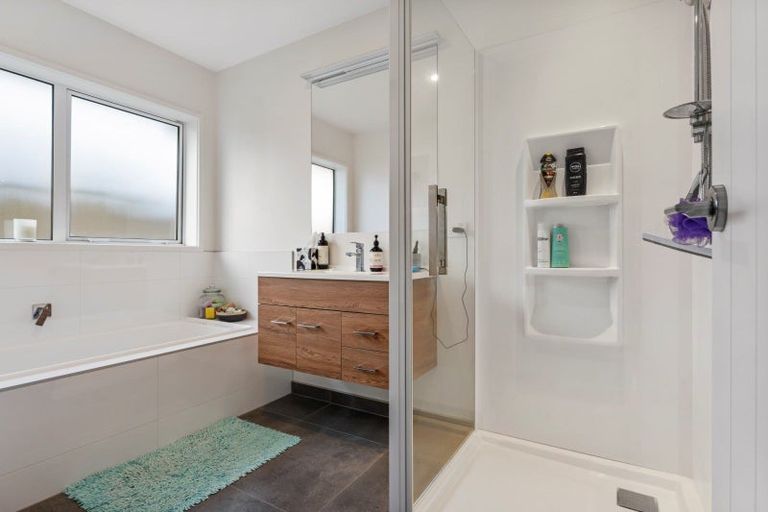 Photo of property in 6 Wahaika Way, Papamoa Beach, Papamoa, 3118