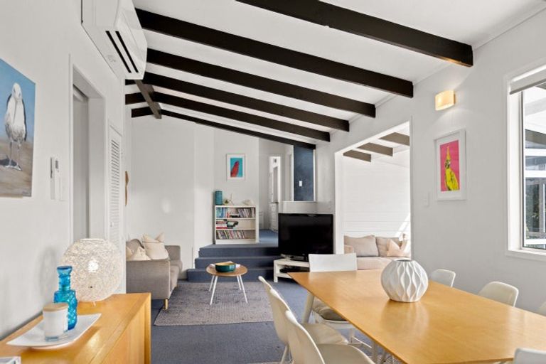 Photo of property in 22 Twilight Bay, Omaha, 0986