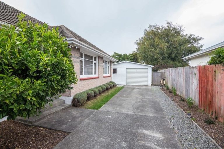 Photo of property in 19 Bethel Crescent, Bishopdale, Christchurch, 8053