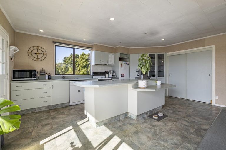 Photo of property in 370 Boylan Road, Te Roti, Hawera, 4673