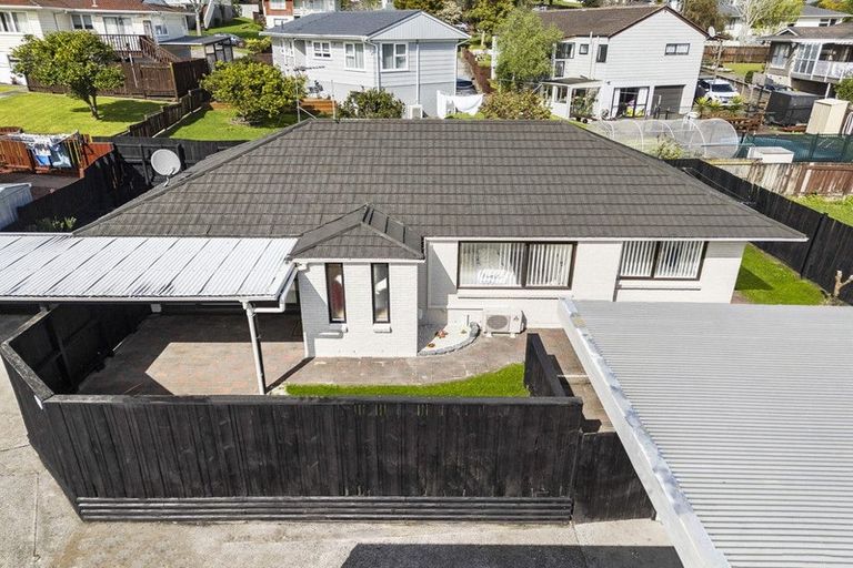 Photo of property in 2/49 Larne Avenue, Pakuranga Heights, Auckland, 2010