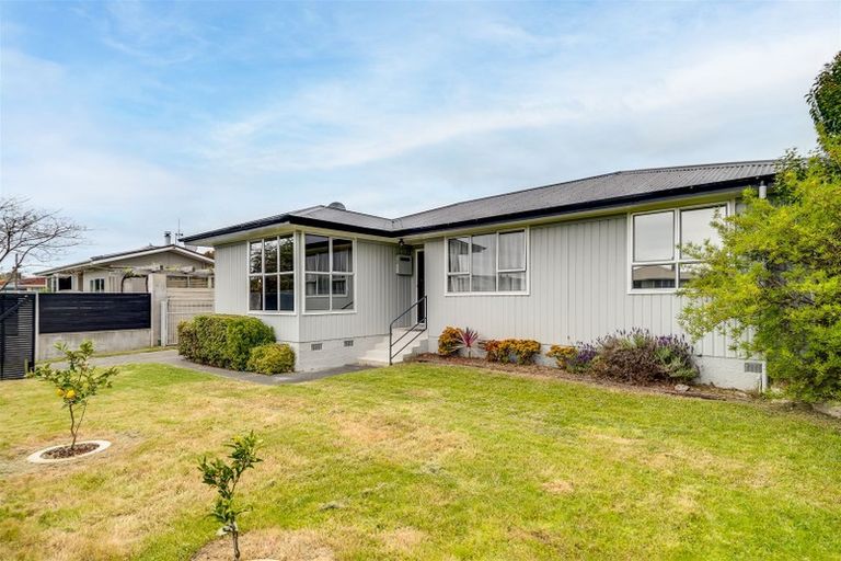 Photo of property in 11 Ranfurly Street, Tamatea, Napier, 4112