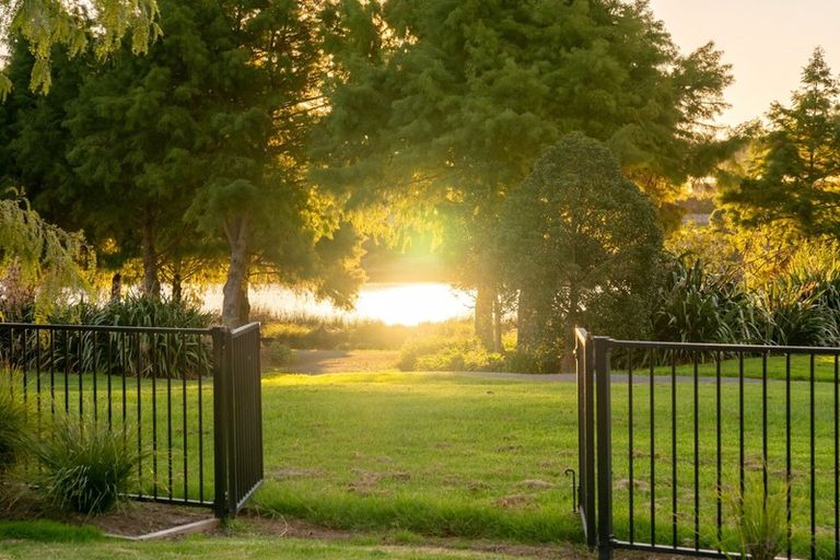 Photo of property in 18 North Bay Road, Pyes Pa, Tauranga, 3112