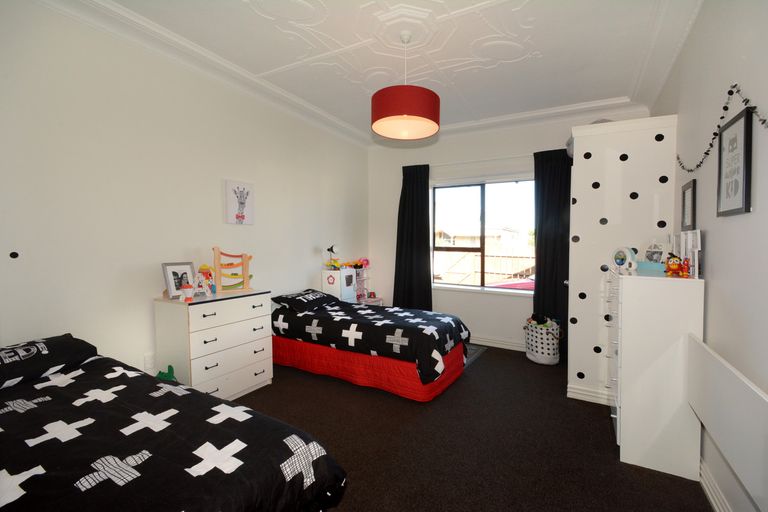 Photo of property in 156 Bay View Road, South Dunedin, Dunedin, 9012