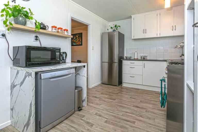 Photo of property in 2065 Rings Road, Coromandel, 3506