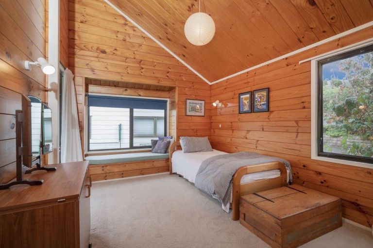 Photo of property in 22 Emmerdale Drive, Hahei, Whitianga, 3591