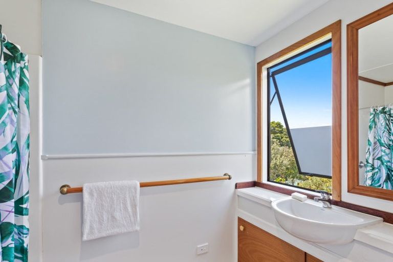 Photo of property in 20 Franklin Street, Opua, 0200