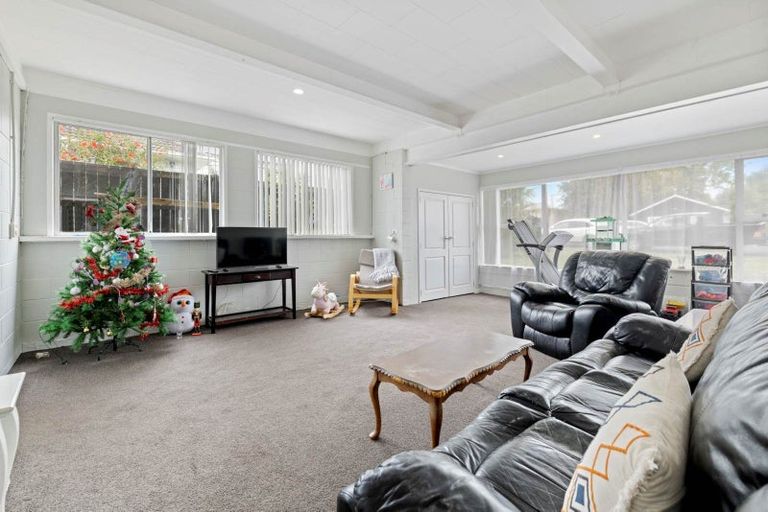 Photo of property in 14a Earlsworth Road, Mangere East, Auckland, 2024