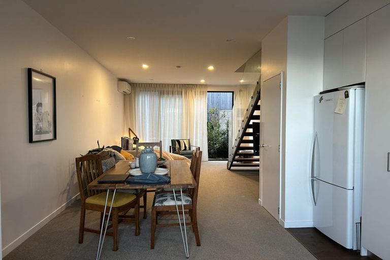 Photo of property in 4/20 Trent Street, Island Bay, Wellington, 6023