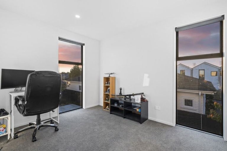 Photo of property in 2/7 Hinemoa Street, Spreydon, Christchurch, 8024