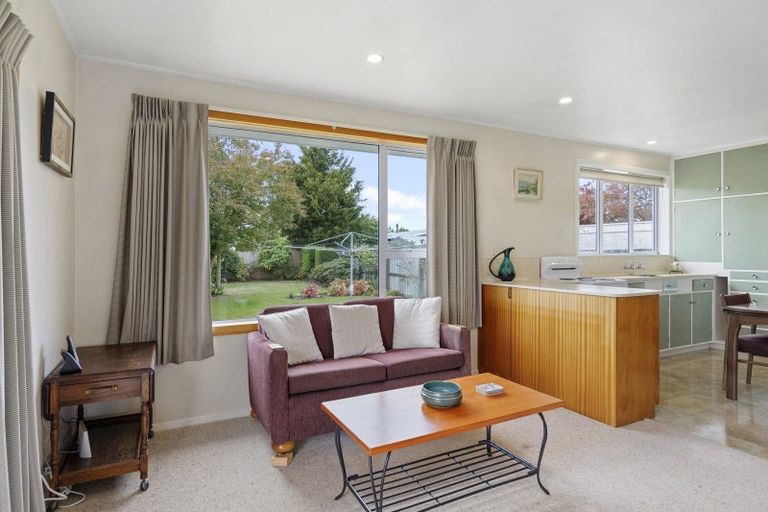 Photo of property in 108 Isleworth Road, Bishopdale, Christchurch, 8053