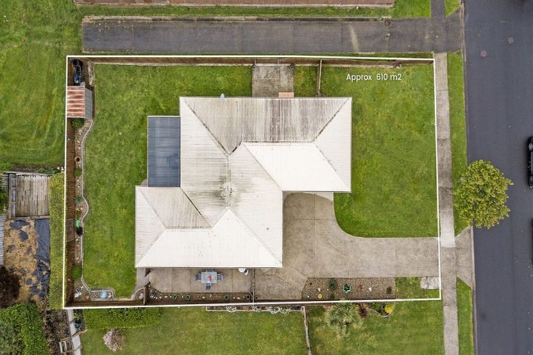 Photo of property in 49 Twickenham Place, Nawton, Hamilton, 3200