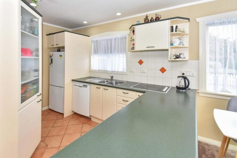 Photo of property in 2/52 Hoteo Avenue, Papatoetoe, Auckland, 2025