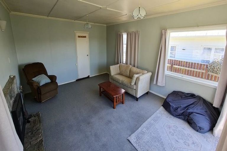 Photo of property in 45 Burgess Road, Johnsonville, Wellington, 6037