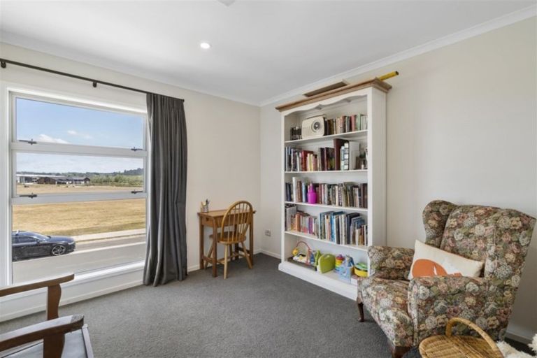 Photo of property in 35 Andrew Jack Road, Silverdale, 0932