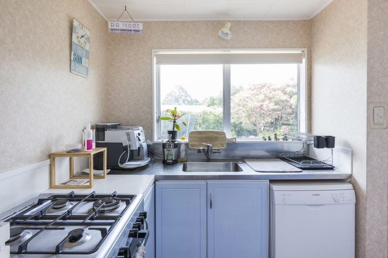 Photo of property in 10 Lane Place, Awapuni, Palmerston North, 4412