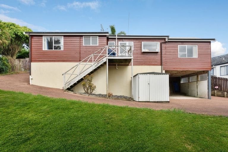 Photo of property in 2/23 Duncan Avenue, Te Atatu South, Auckland, 0610