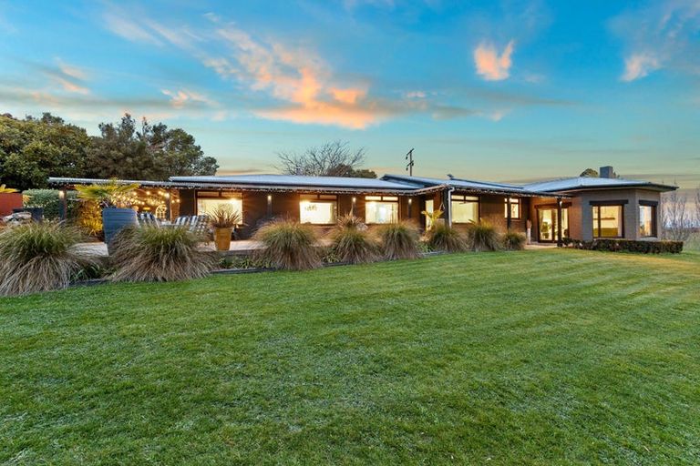 Photo of property in 380 Rangiora Leithfield Road, Sefton, Rangiora, 7477